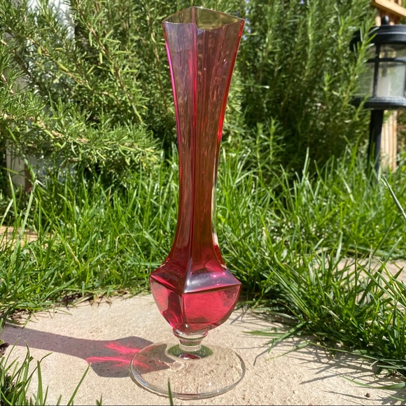 Val St Lambert • Signed Vintage Cranberry Bud Vase - Picture 4 of 12